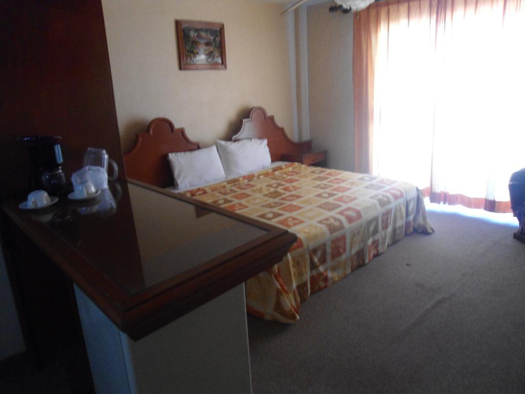 Hotel Villa Cahita Los Mochis Ruang foto