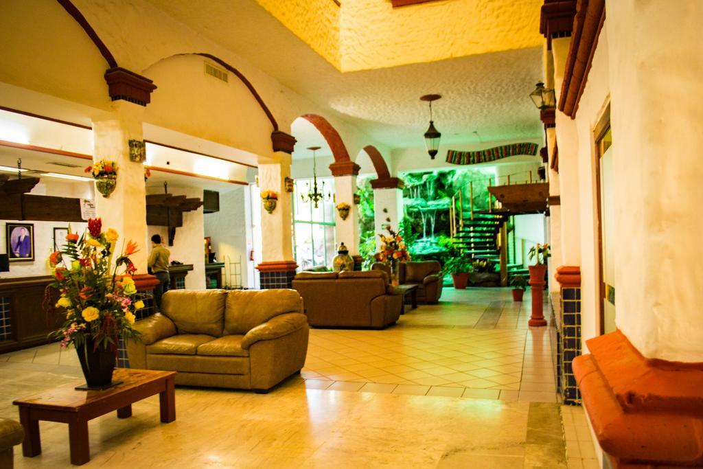 Hotel Villa Cahita Los Mochis Bagian luar foto