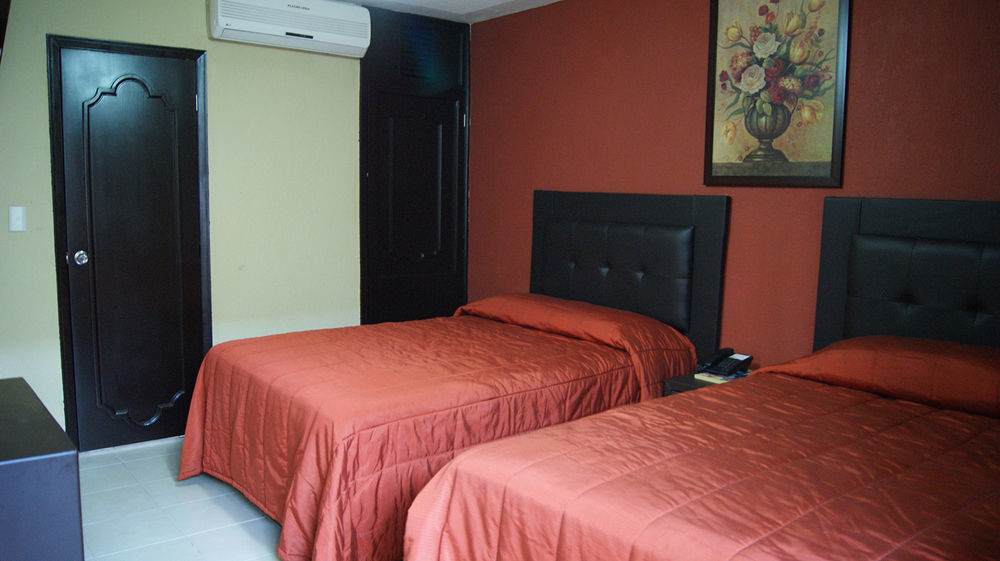 Hotel Villa Cahita Los Mochis Bagian luar foto